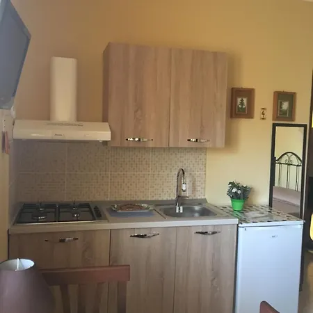Апартаменти Monolocale E Bilocale Adelaide *